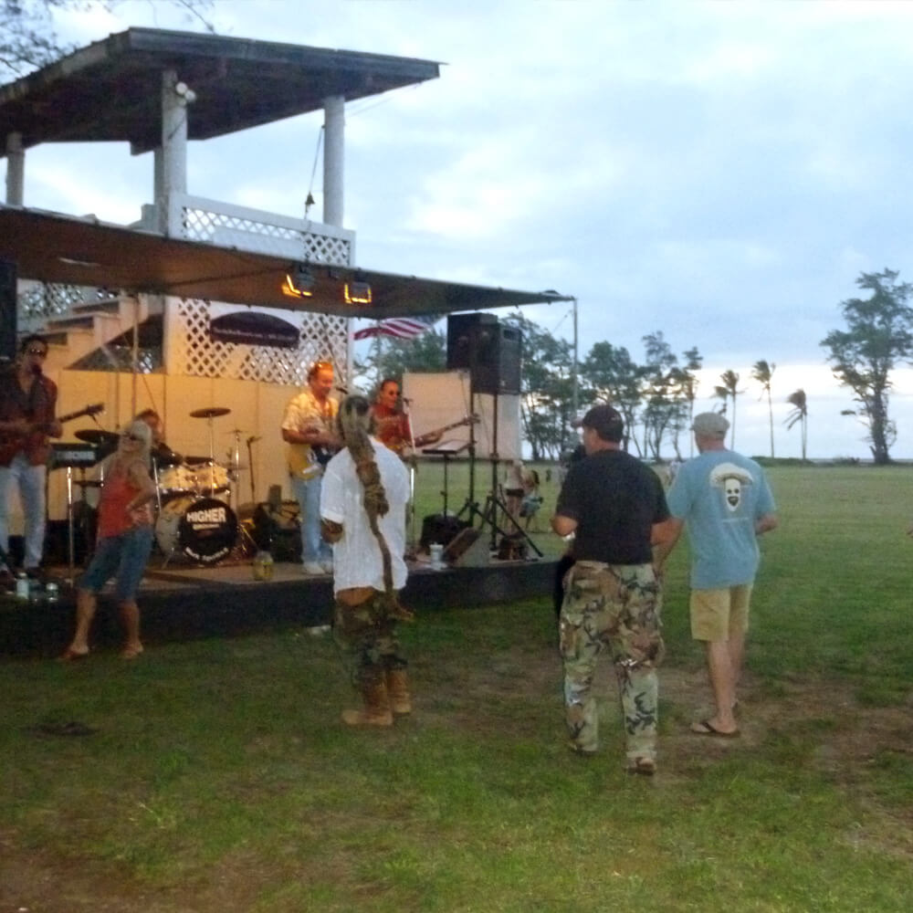 und hinterher gab es Livemusik und Tanz